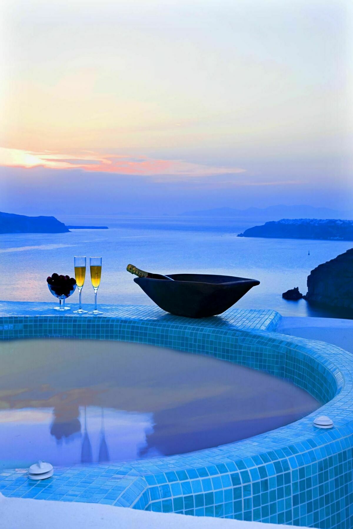 Blue Angel Villa Фира Съоръжения снимка